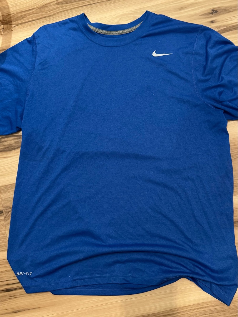 Men’s Nike Royal Blue Short Sleeve Dri-FIT active Tee size large